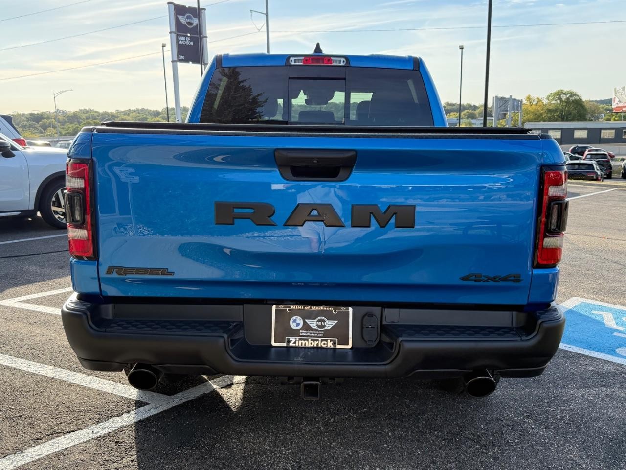 Ram 1500 Vehicle Image 04