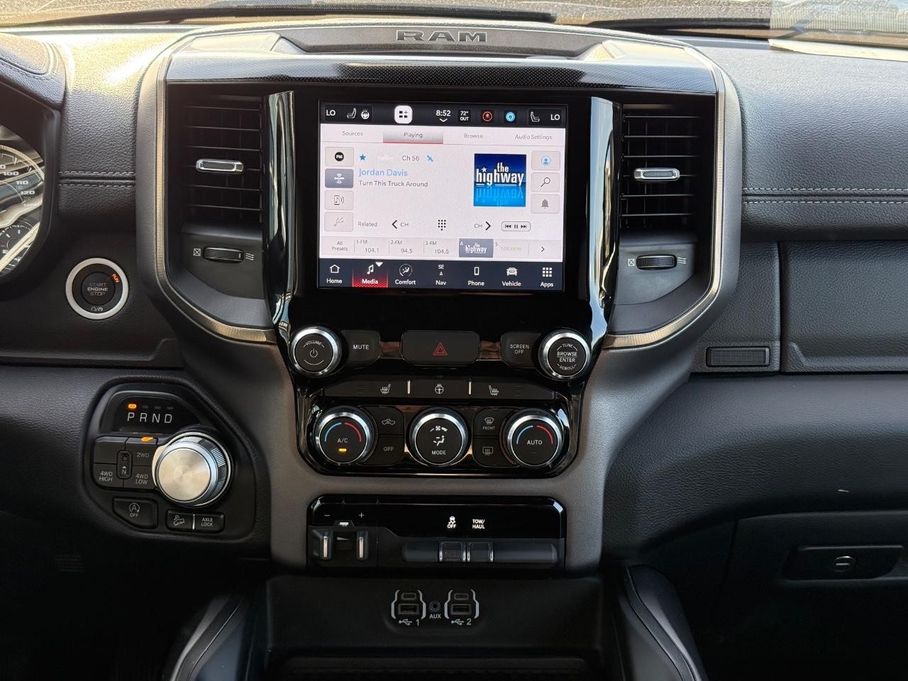 Ram 1500 Vehicle Image 12