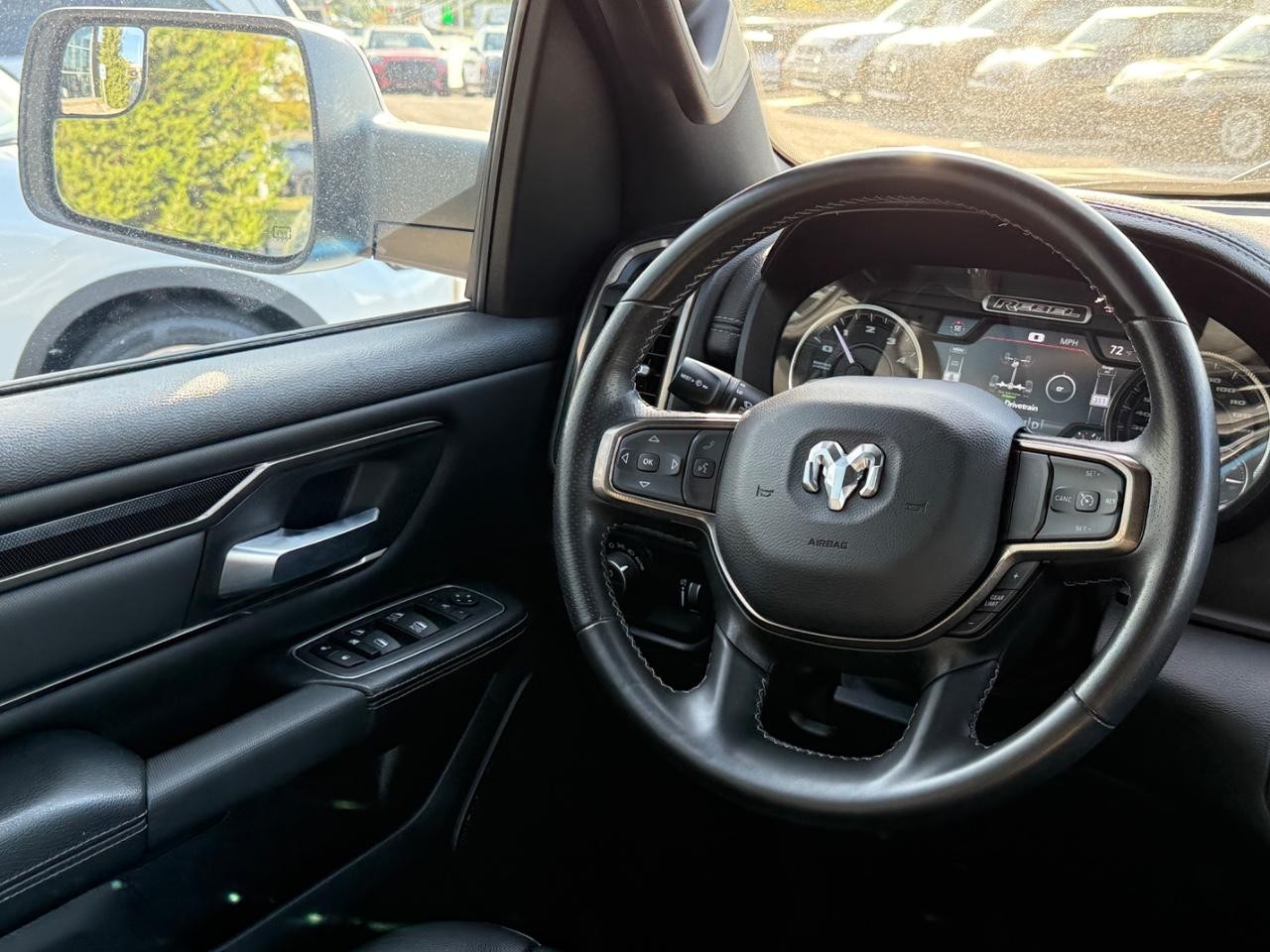 Ram 1500 Vehicle Image 14