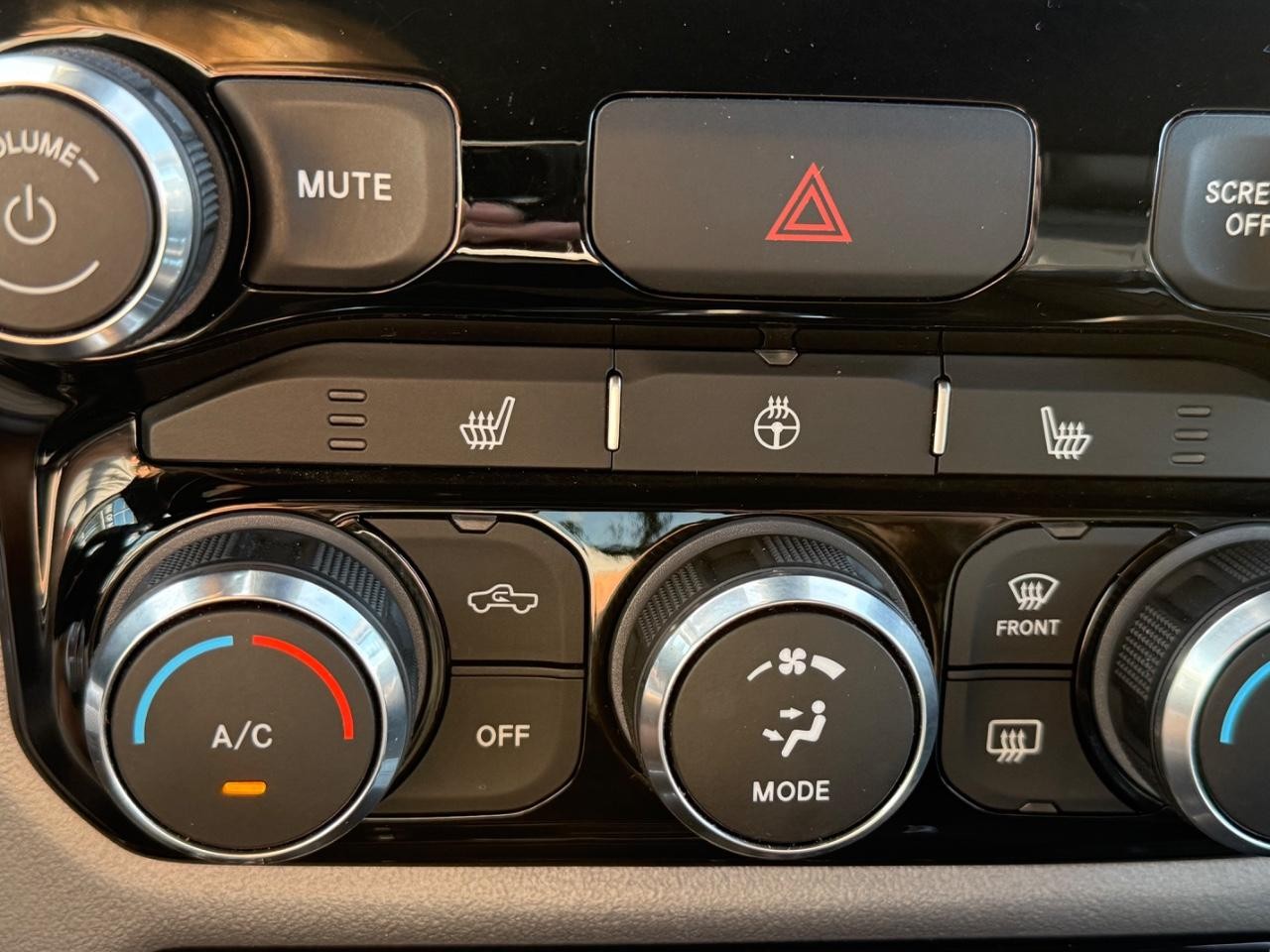 Ram 1500 Vehicle Image 20