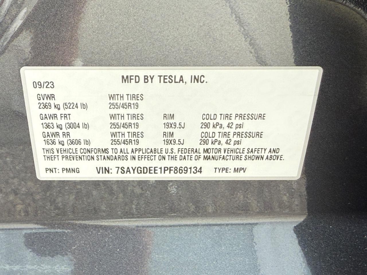 Tesla Model Y Vehicle Image 22