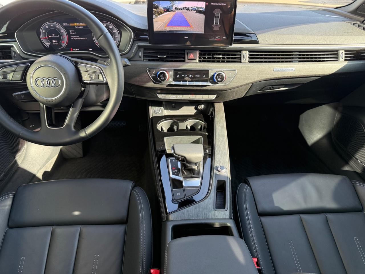 Audi A4 Sedan Vehicle Image 11