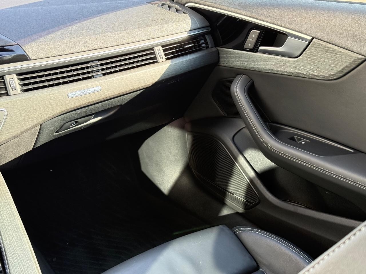 Audi A4 Sedan Vehicle Image 15