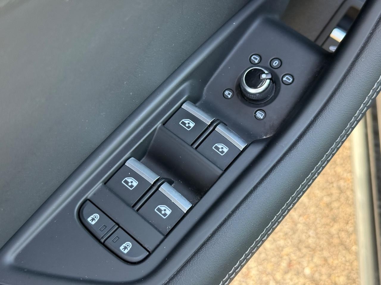 Audi A4 Sedan Vehicle Image 21