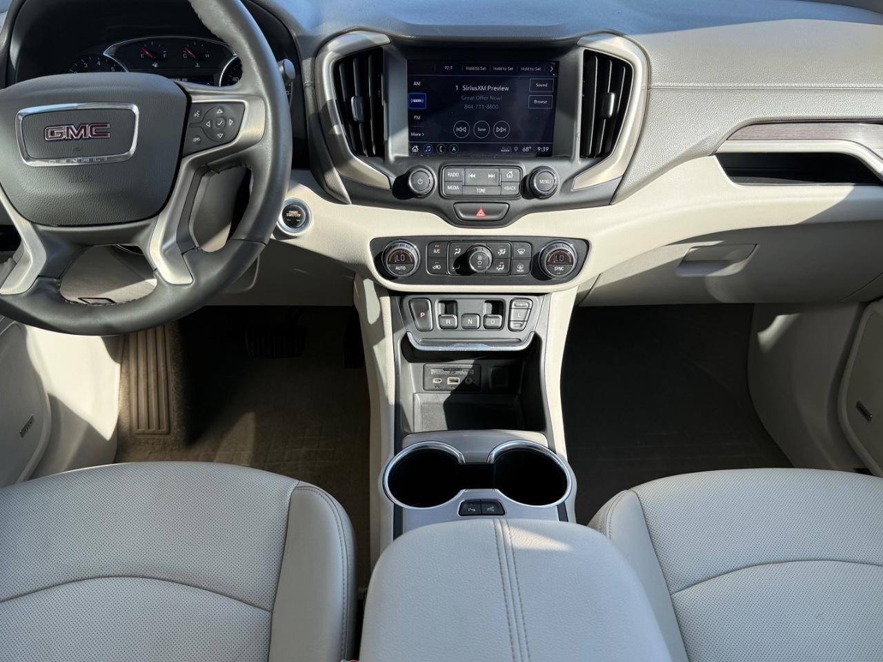 GMC Terrain Vehicle Image 10