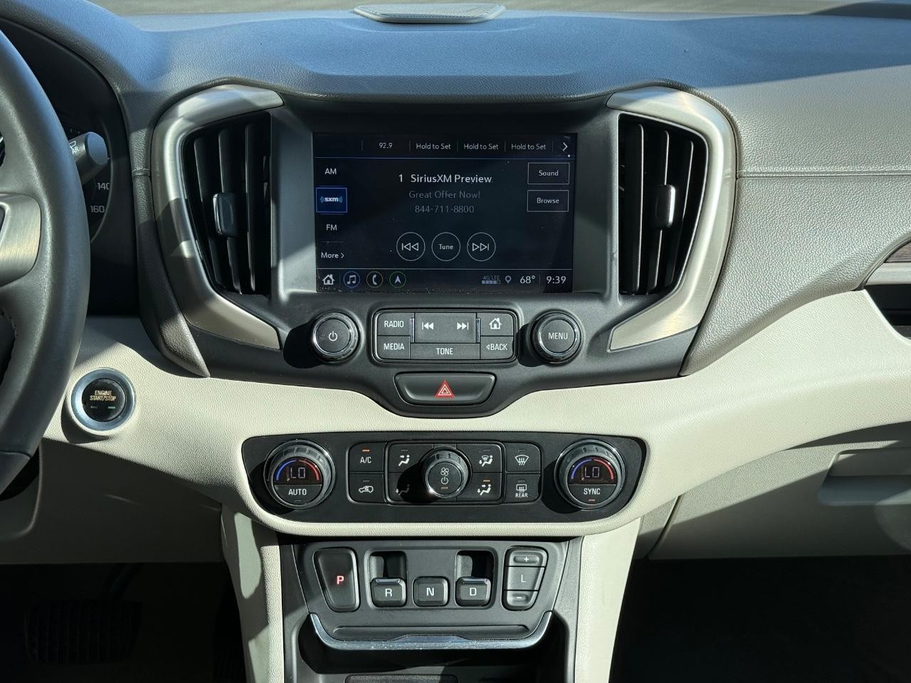 GMC Terrain Vehicle Image 11