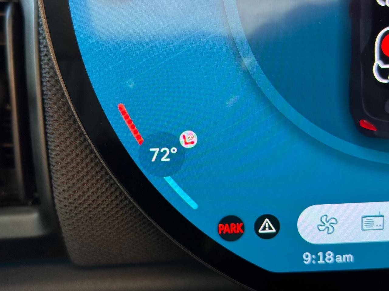 MINI Convertible Vehicle Image 15