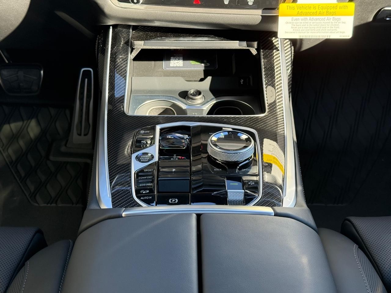 BMW X7 Vehicle Image 09