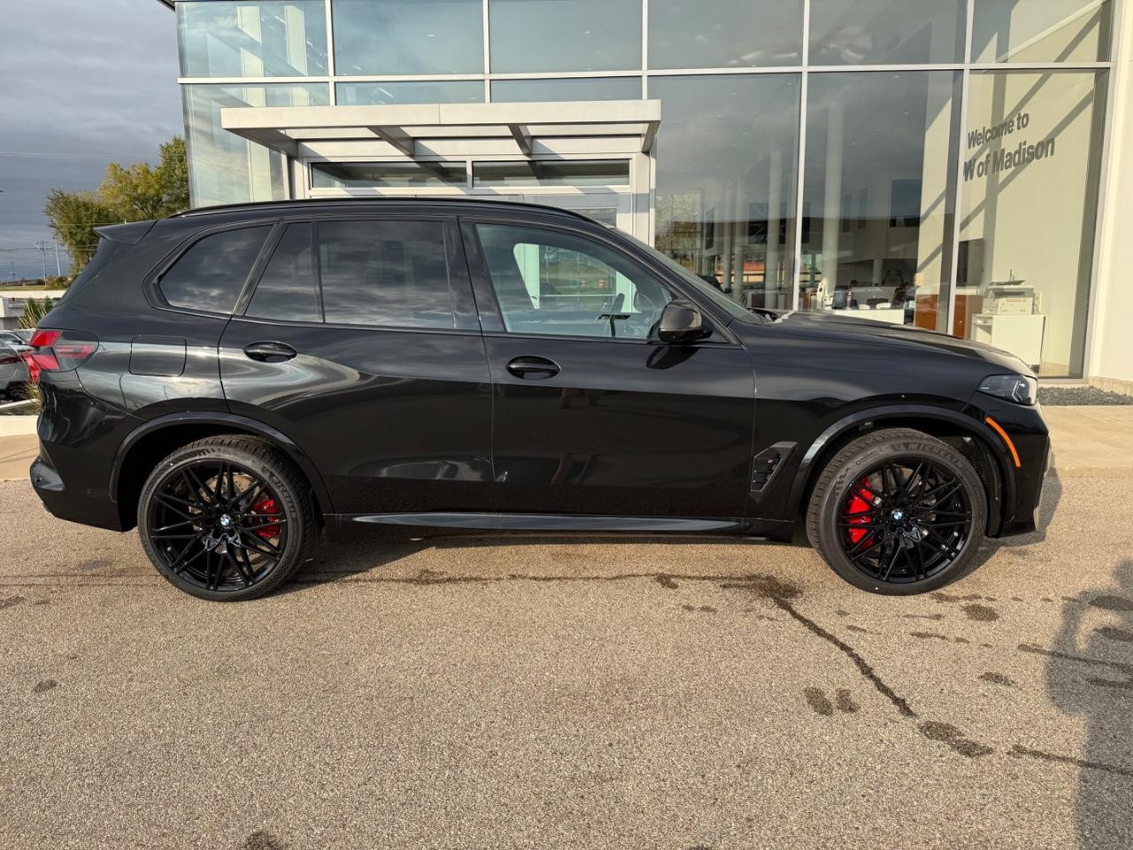 BMW X5 M Vehicle Image 02