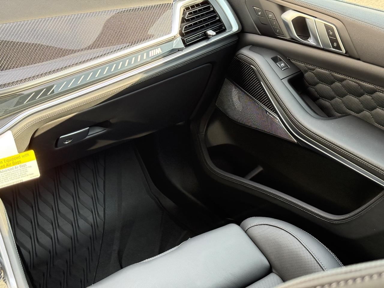 BMW X5 M Vehicle Image 10