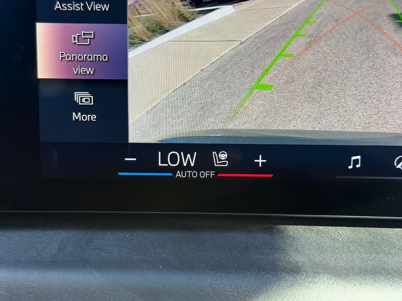 BMW X7 Vehicle Image 15