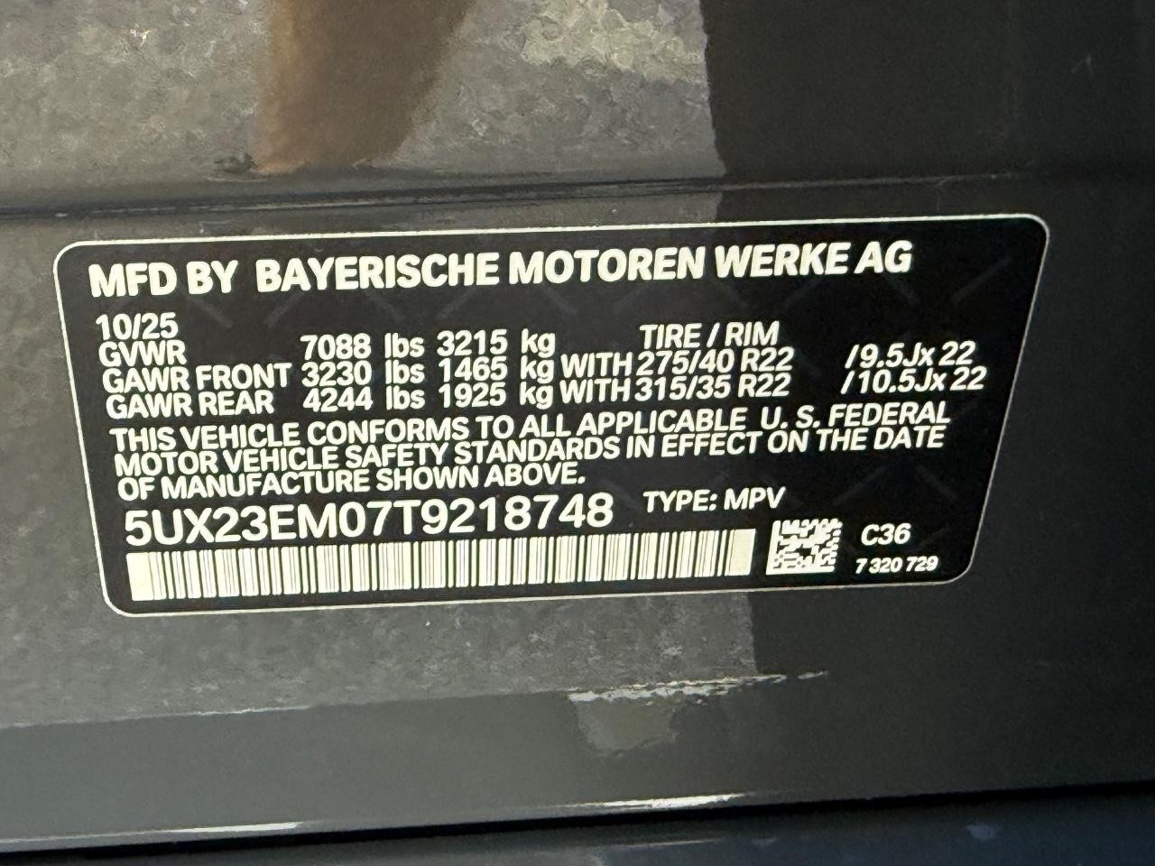 BMW X7 Vehicle Image 18