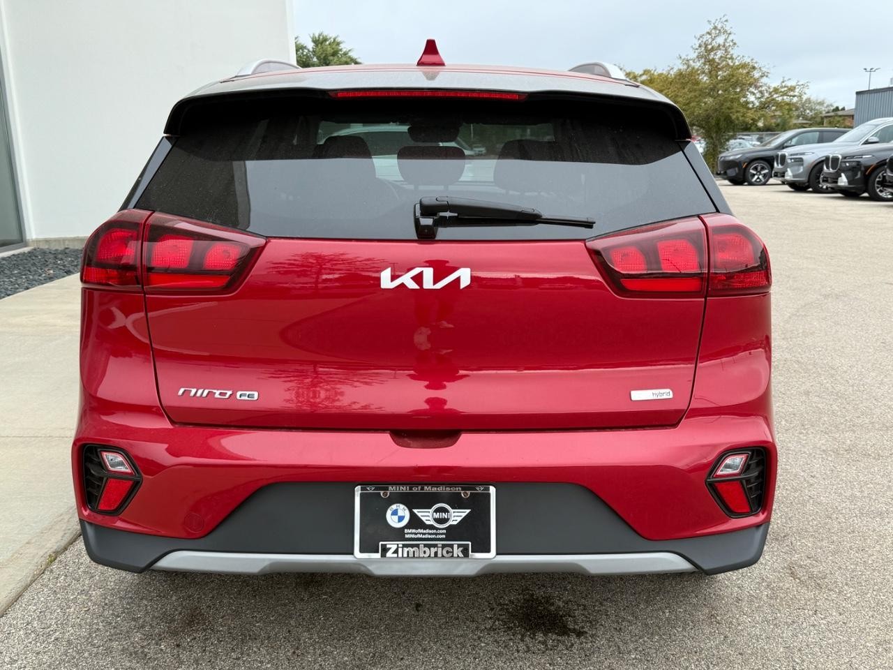 Kia Niro Vehicle Image 04