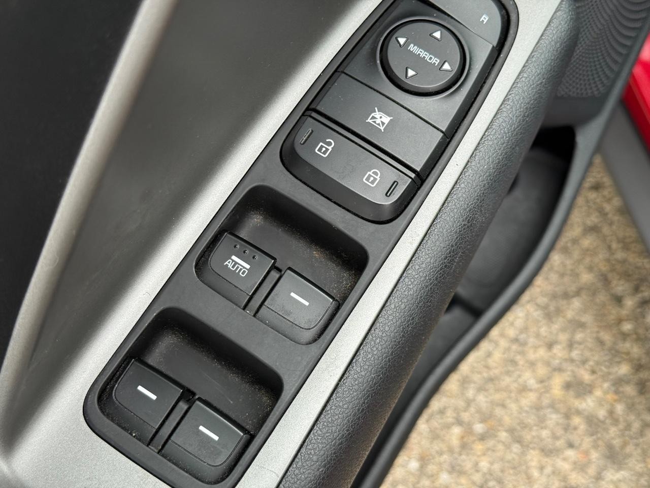 Kia Niro Vehicle Image 19