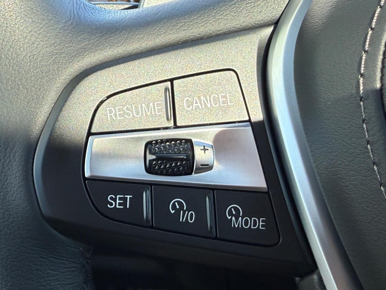 BMW X5 Vehicle Image 15