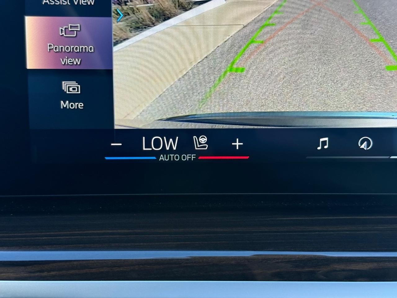 BMW X5 Vehicle Image 18