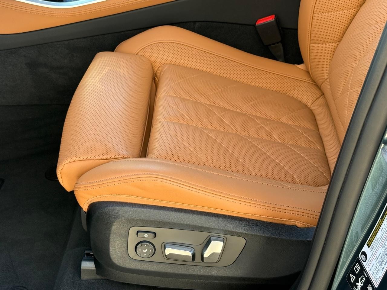 BMW X5 Vehicle Image 20