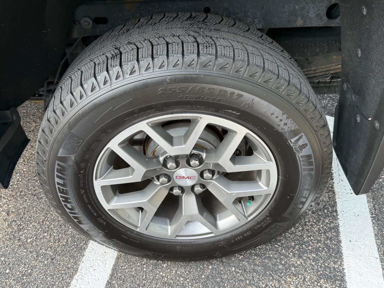 GMC Canyon Vehicle Image 07