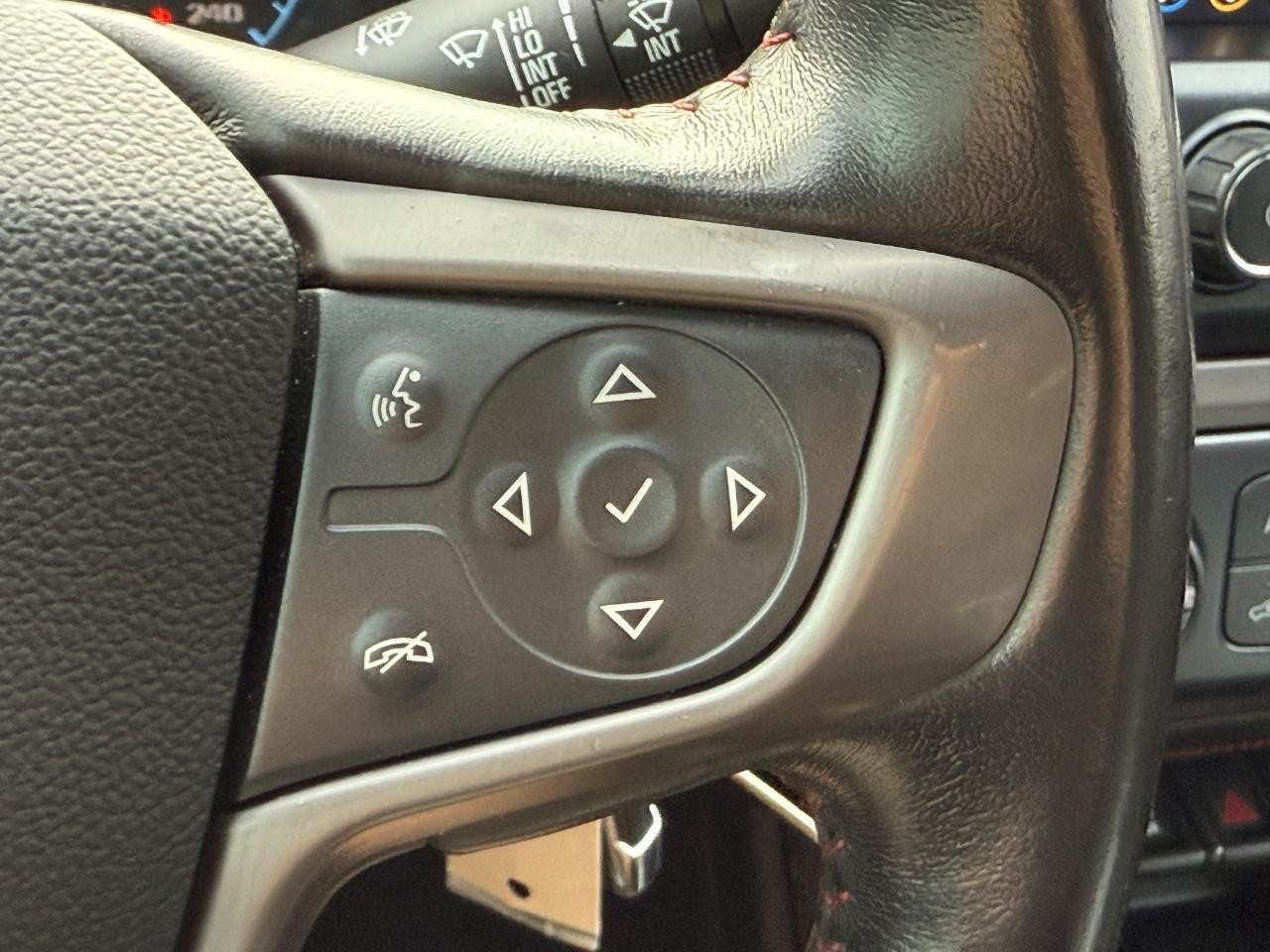 GMC Canyon Vehicle Image 17