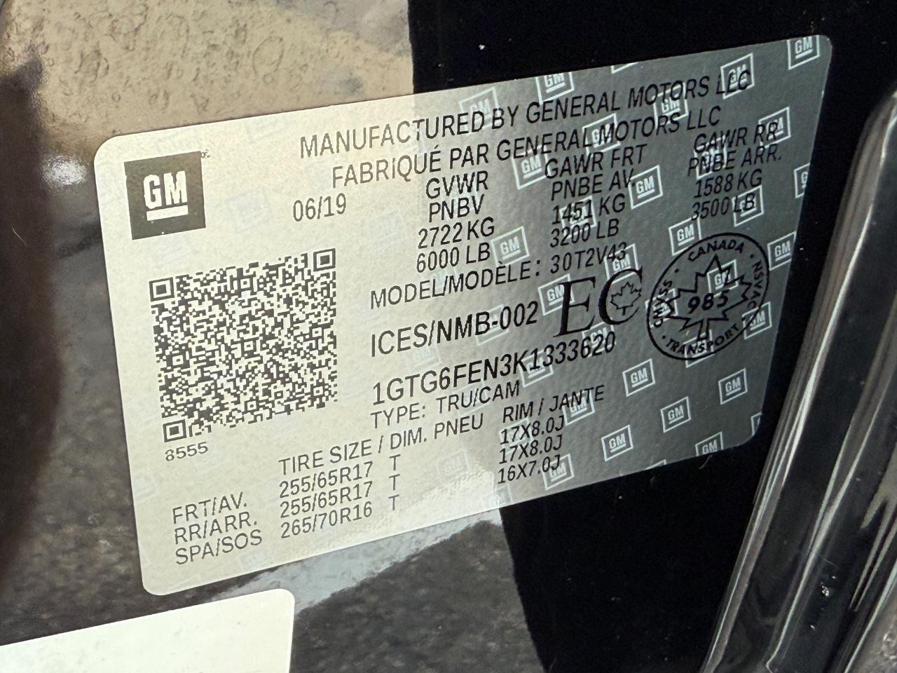 GMC Canyon Vehicle Image 24