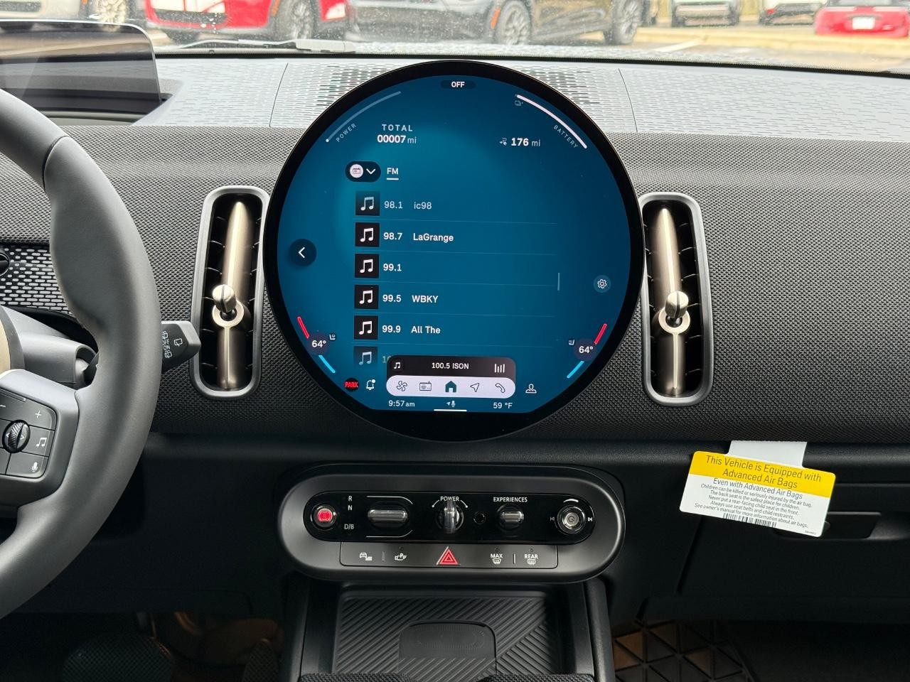 MINI Countryman Vehicle Image 07