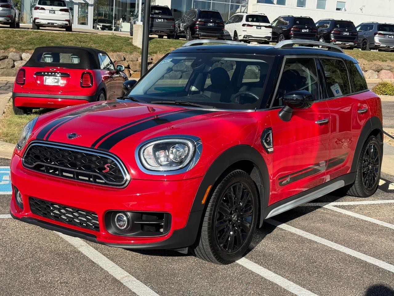 MINI Countryman Vehicle Image 08