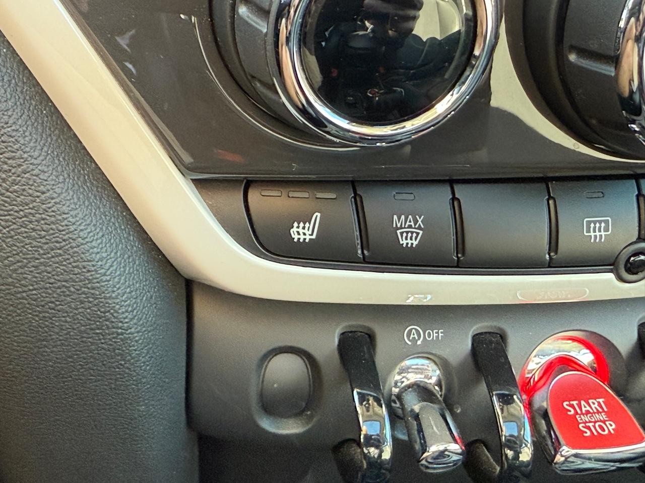 MINI Countryman Vehicle Image 19