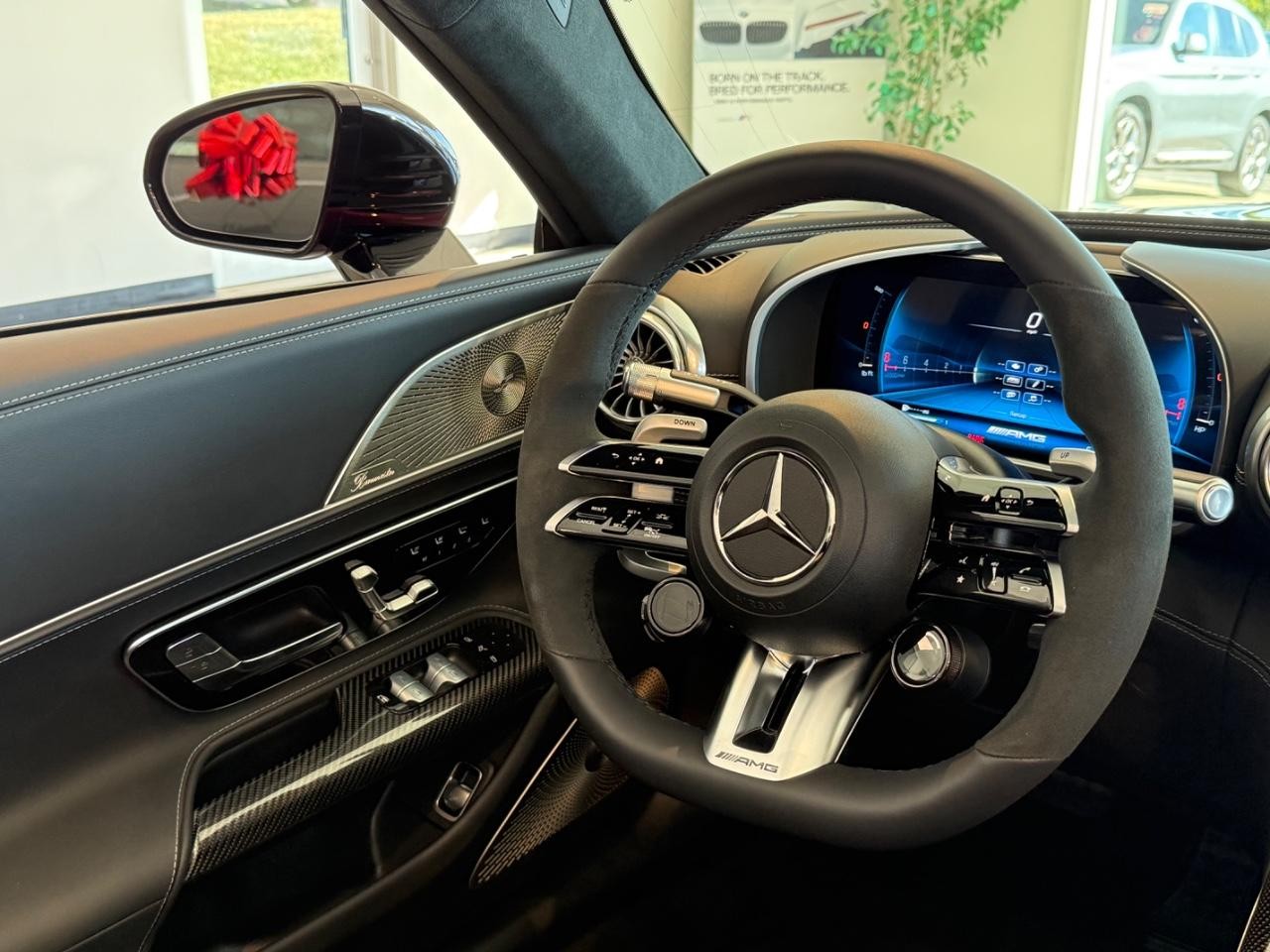 Mercedes-Benz SL Vehicle Image 11