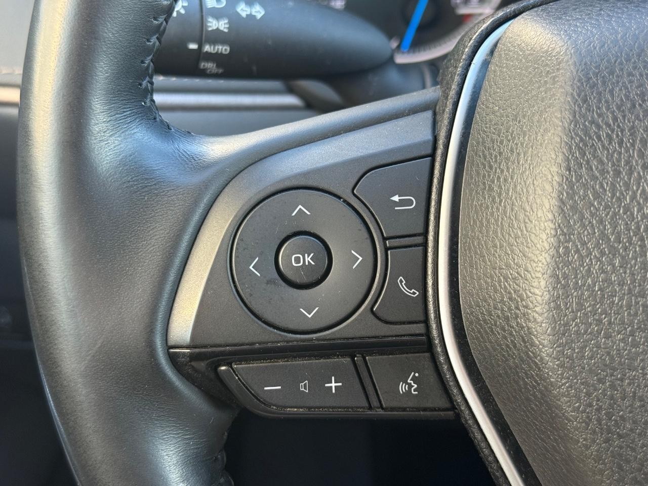 Toyota Venza Vehicle Image 18