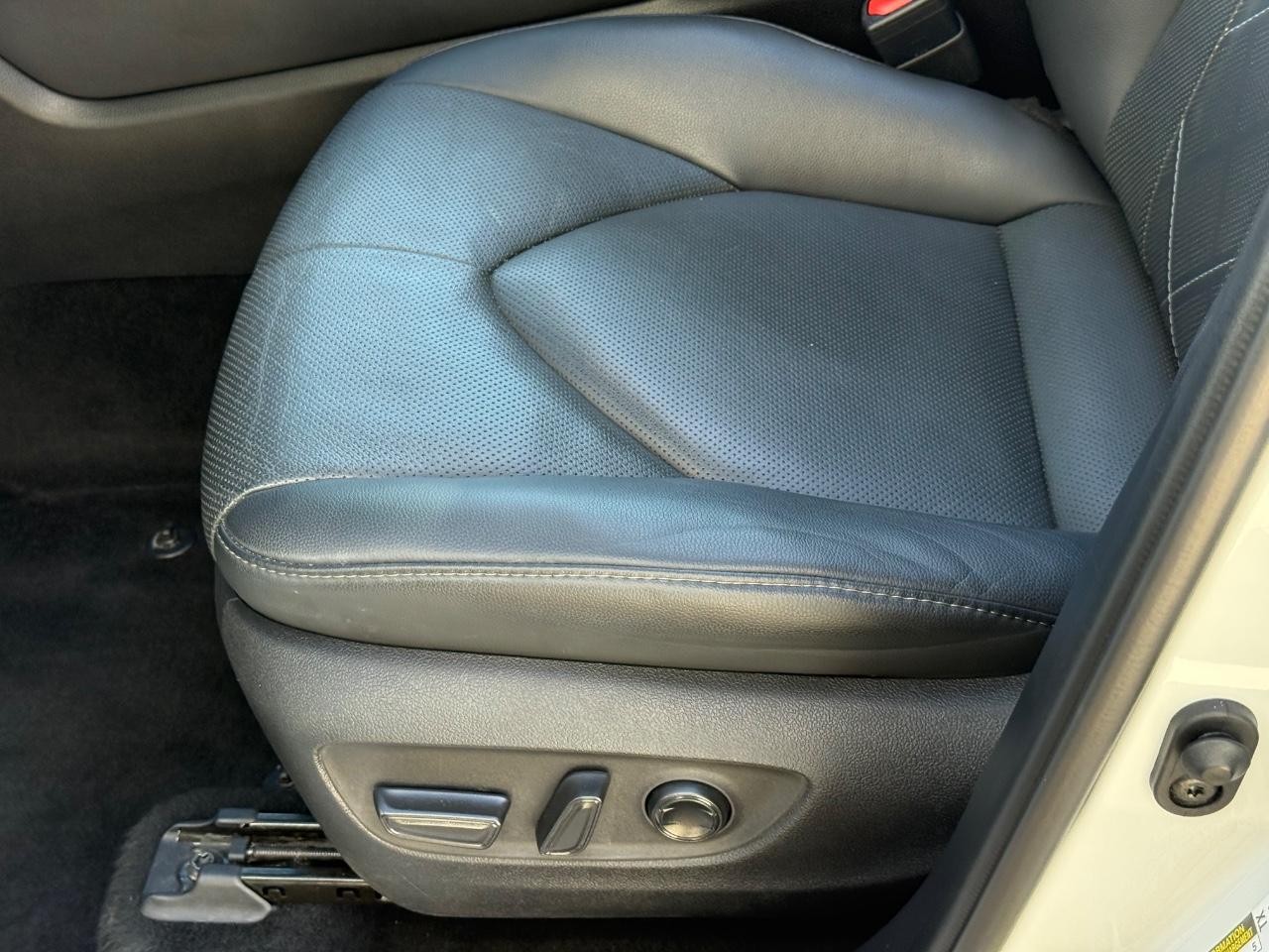 Toyota Highlander Vehicle Image 23