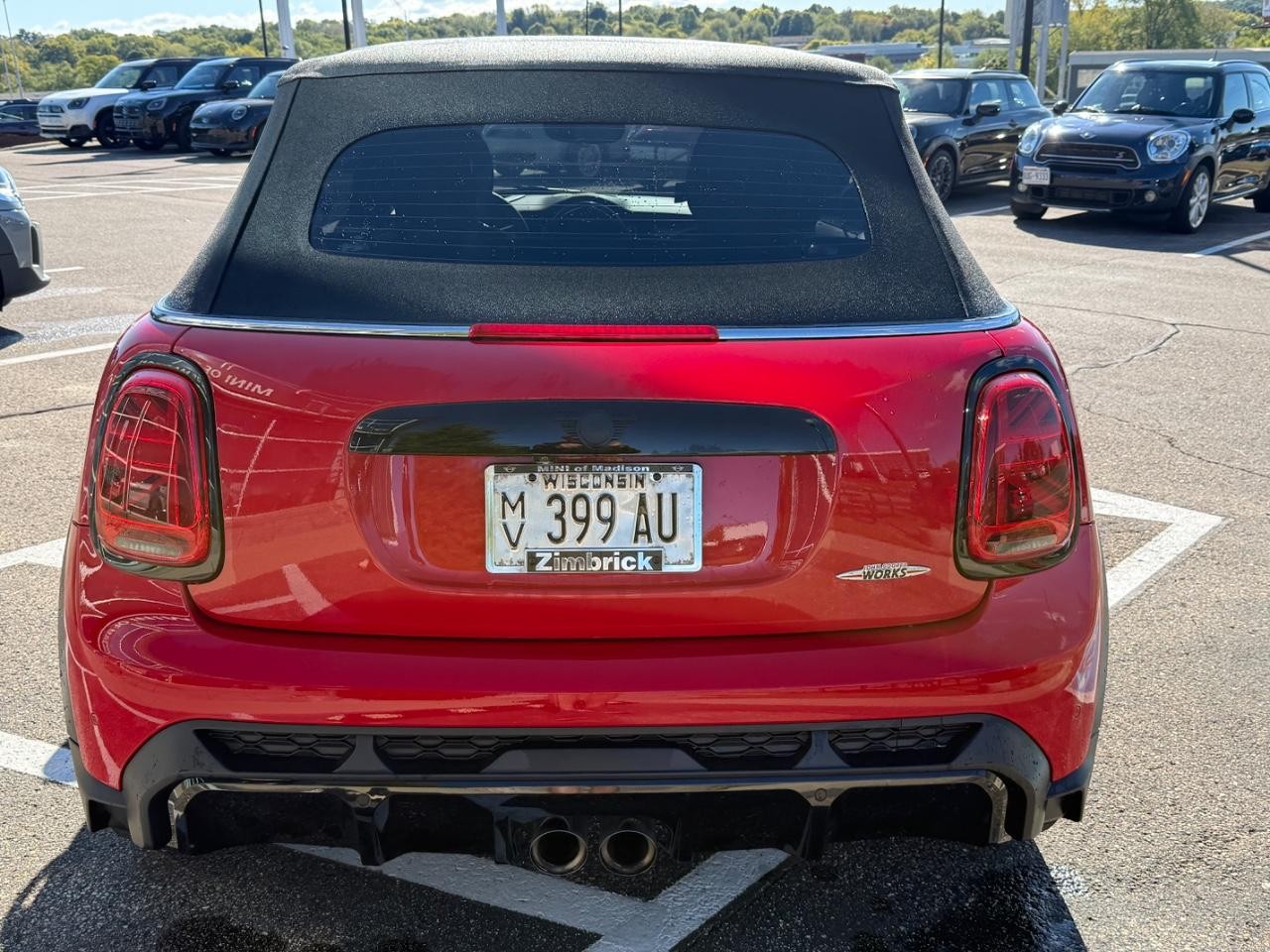 MINI Convertible Vehicle Image 04