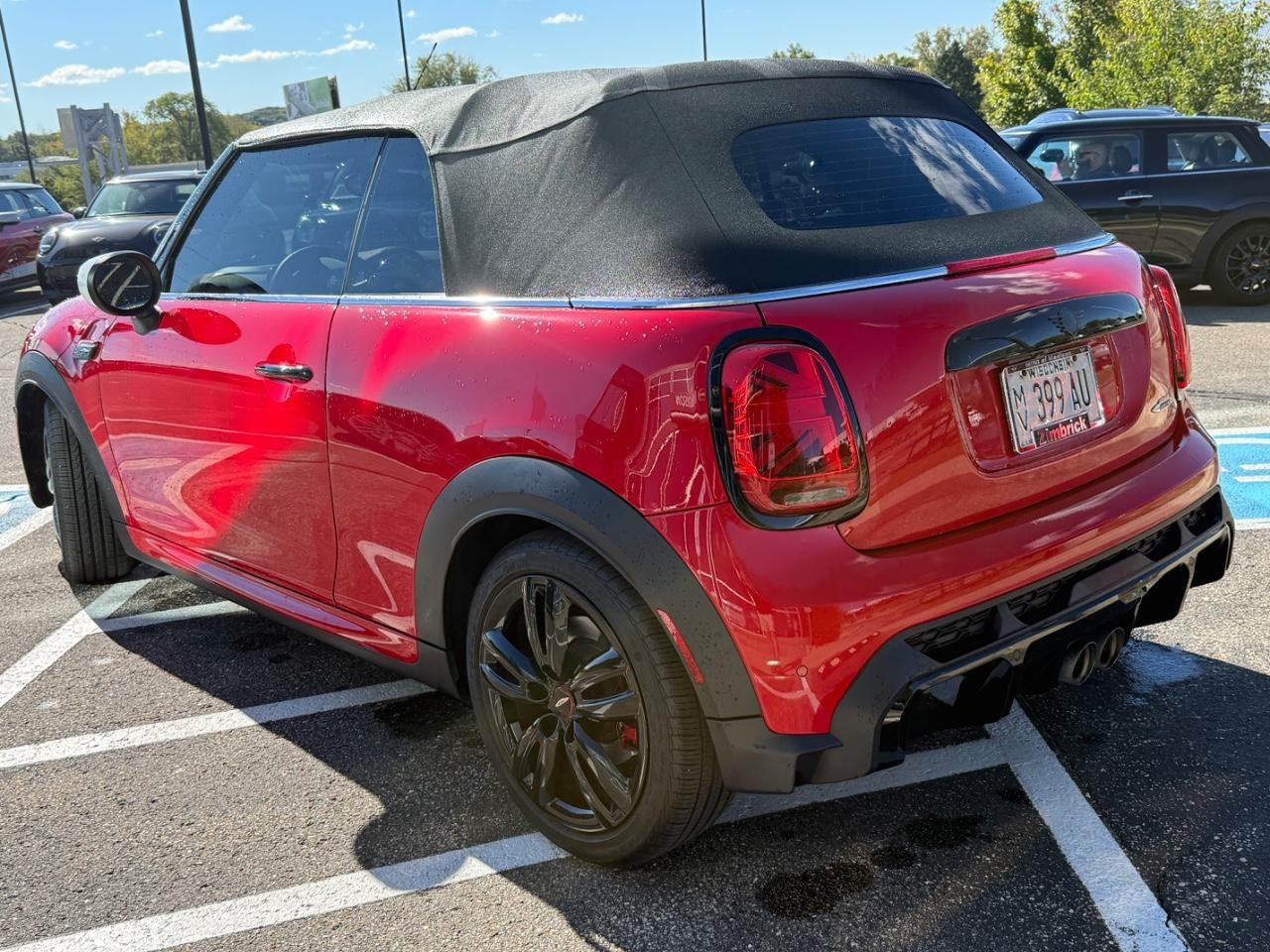 MINI Convertible Vehicle Image 06