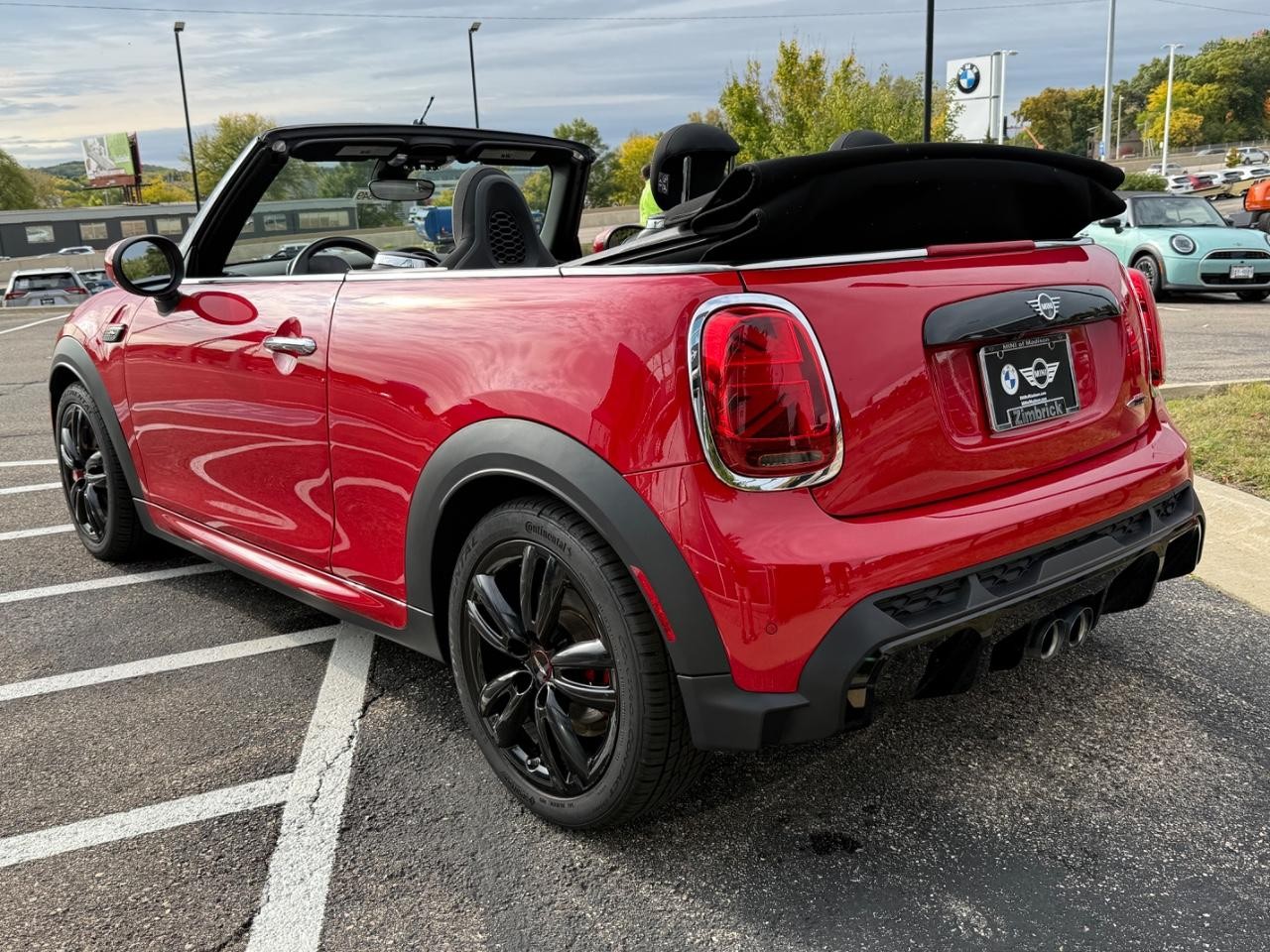 MINI Convertible Vehicle Image 05