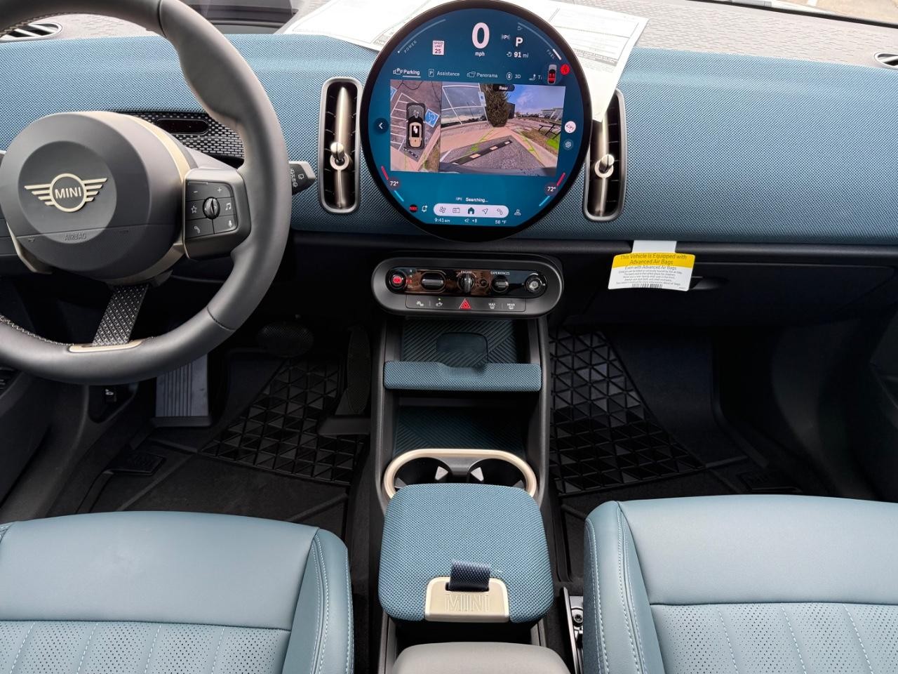 MINI Countryman Vehicle Image 06