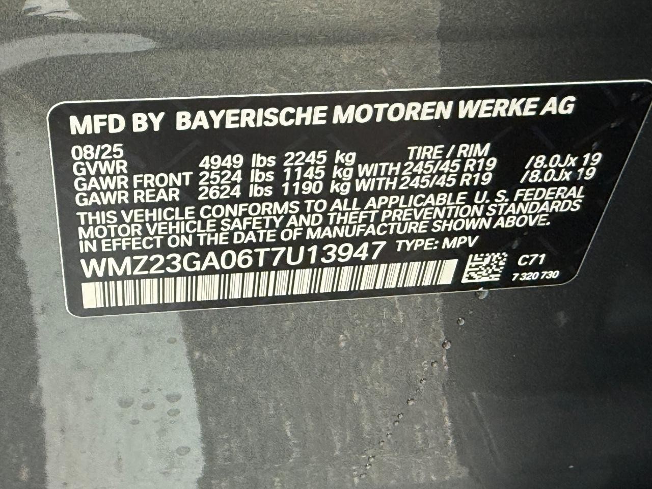 MINI Countryman Vehicle Image 17