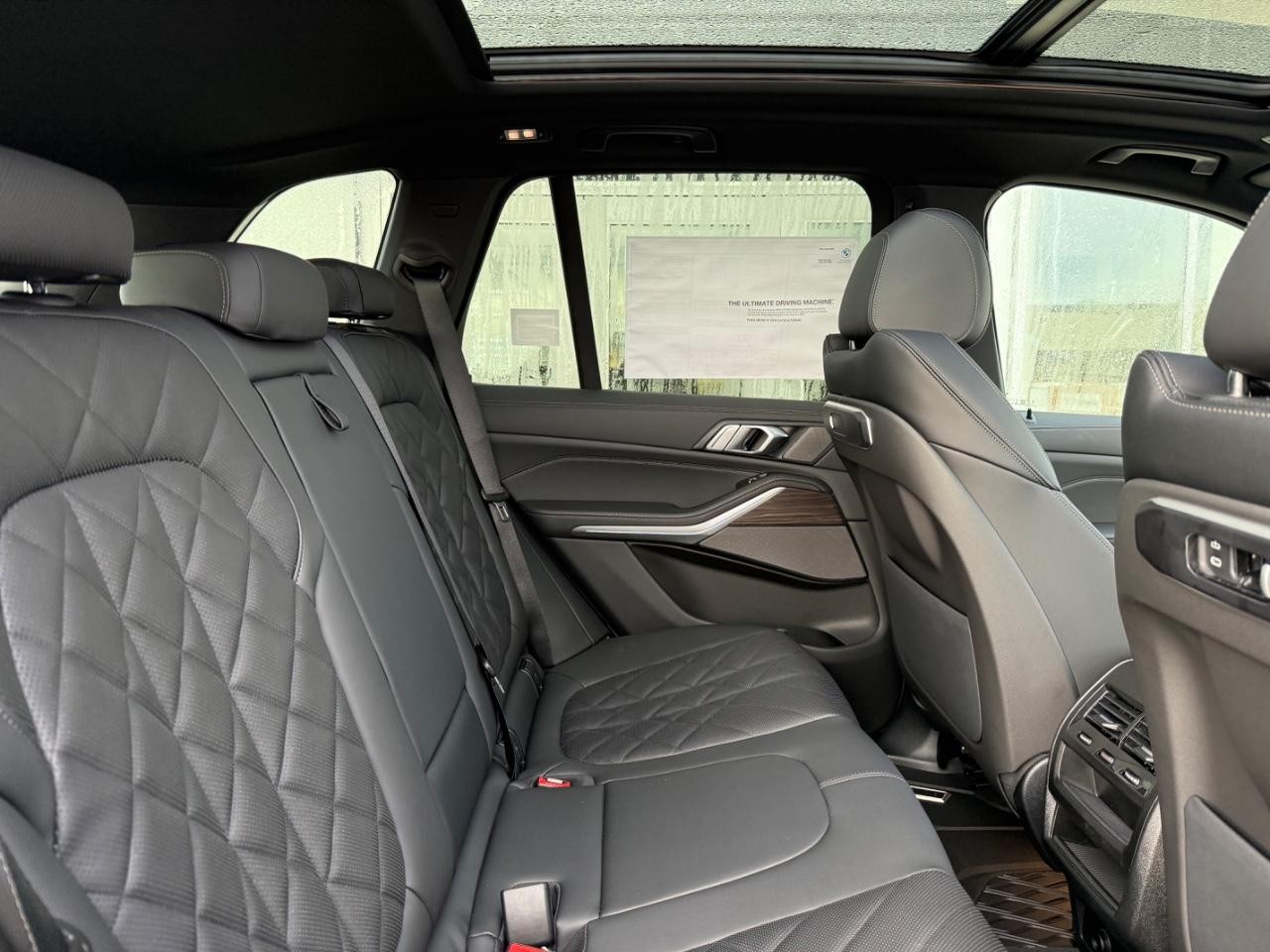 BMW X5 Vehicle Image 05