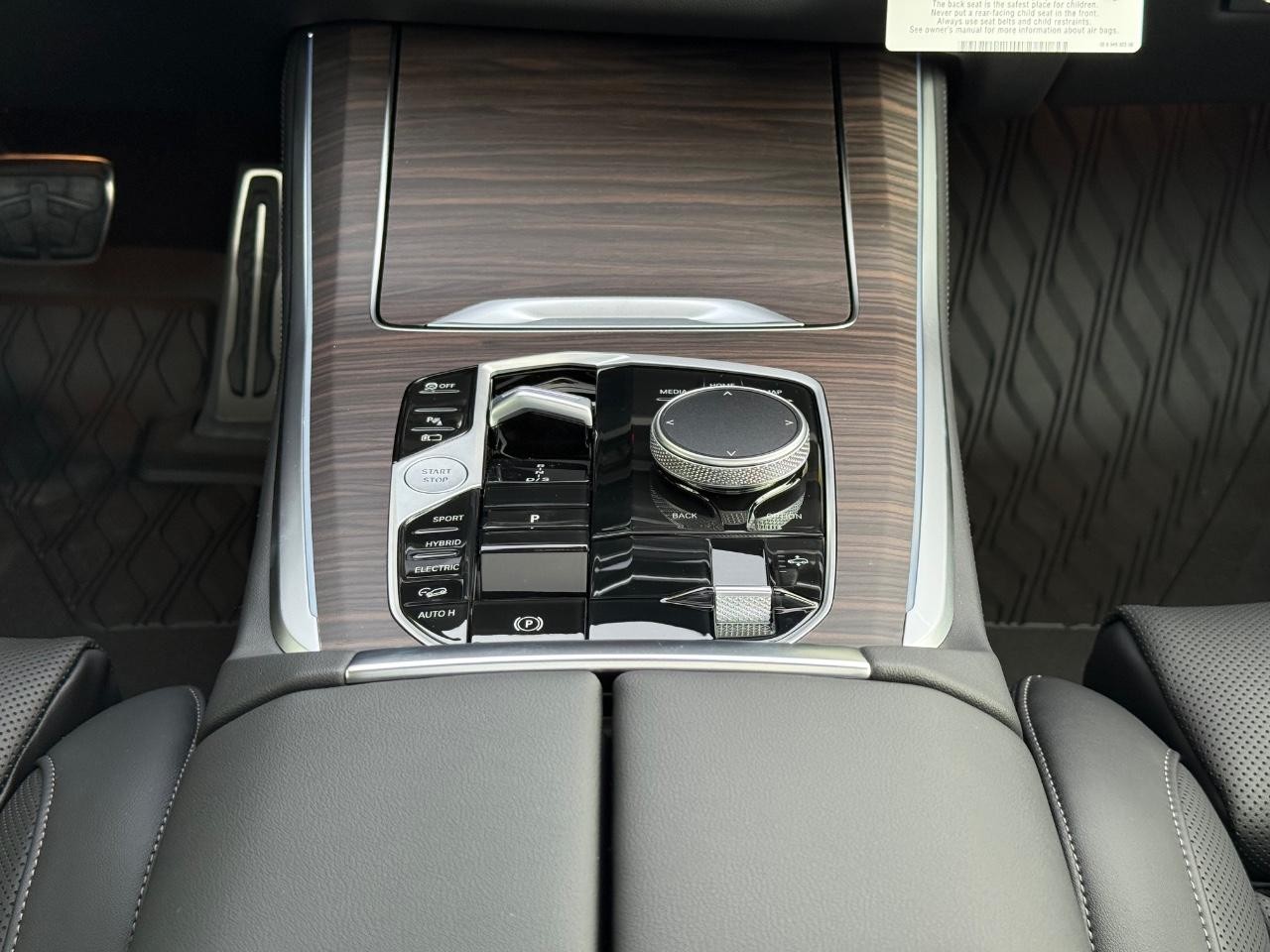 BMW X5 Vehicle Image 08