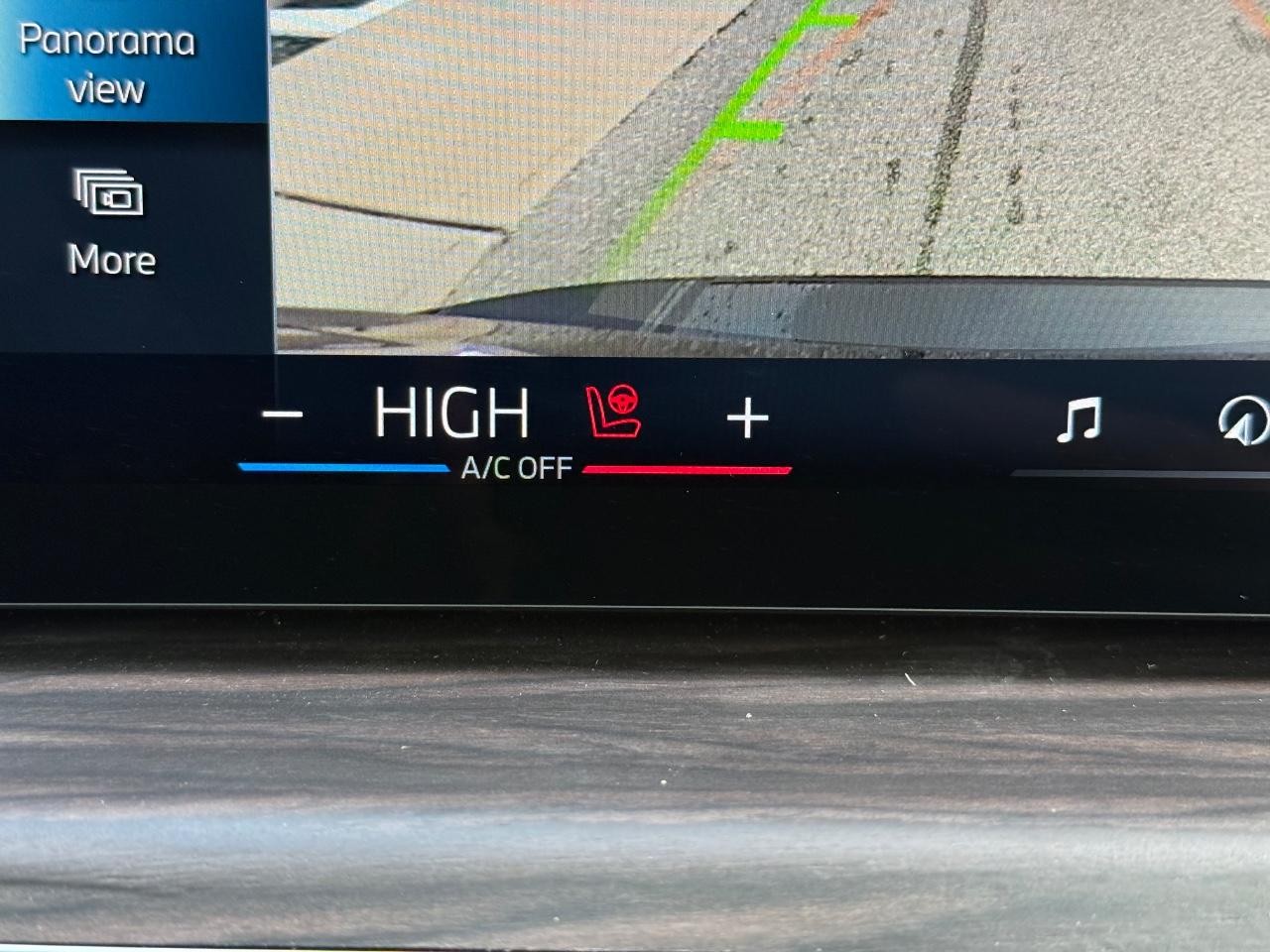 BMW X5 Vehicle Image 15