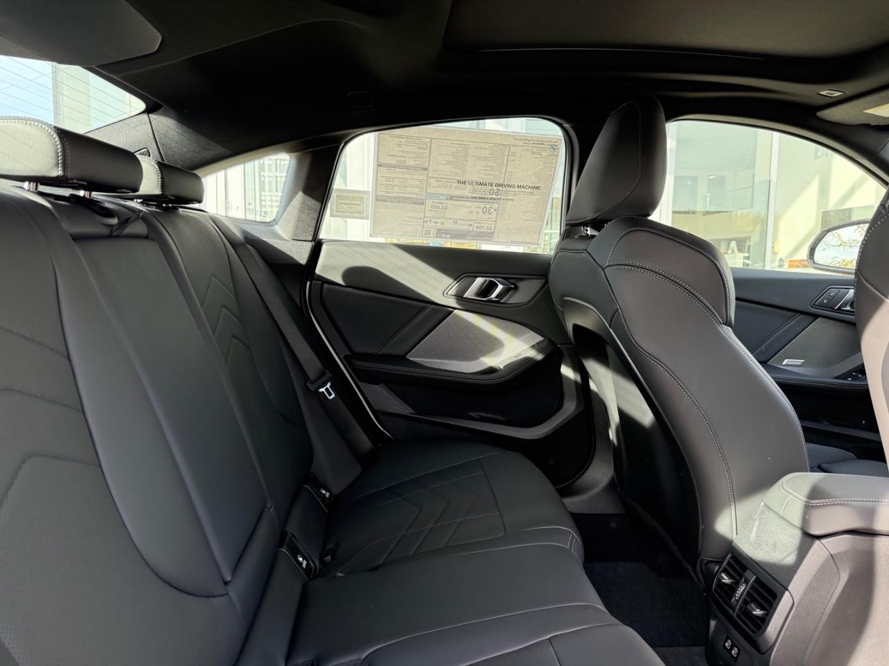 BMW 2 Series Vehicle Image 05