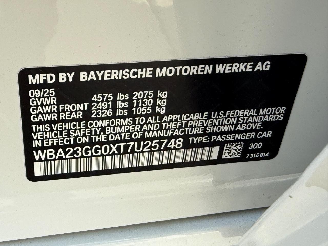 BMW 2 Series Vehicle Image 18