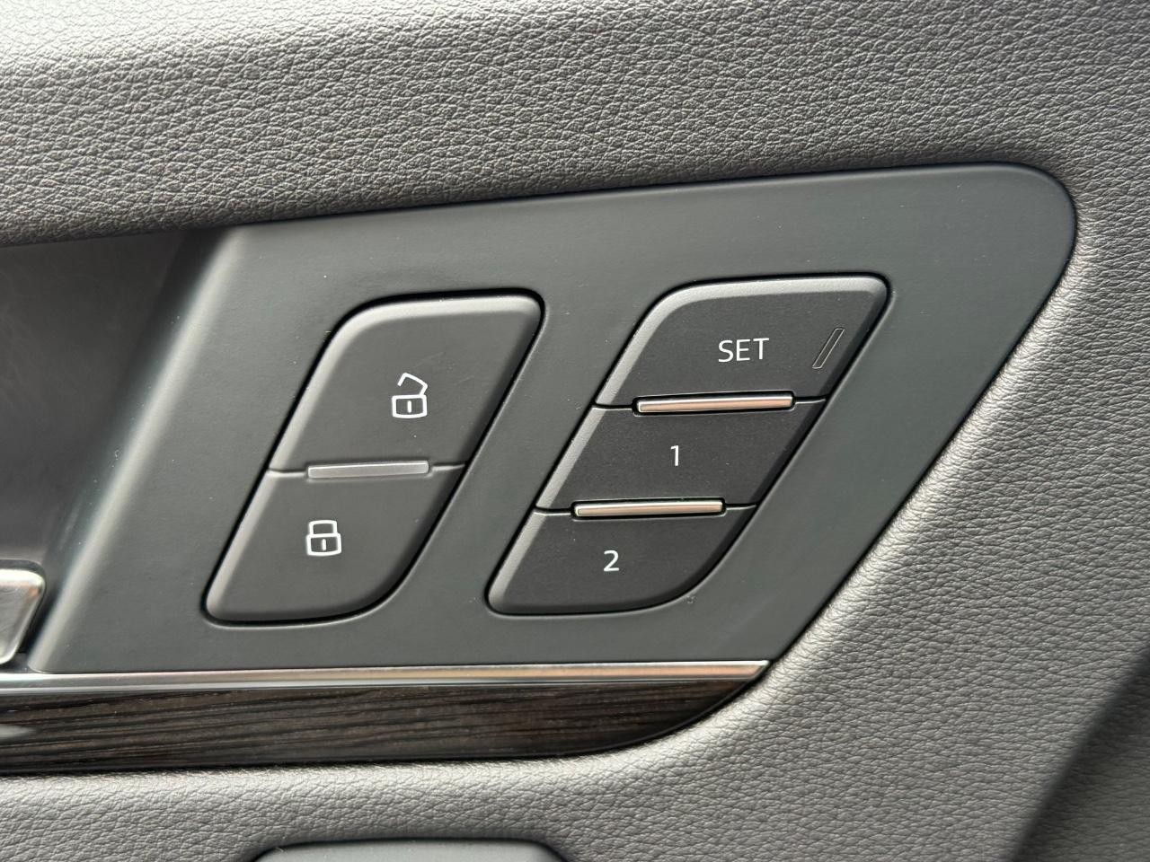 Audi Q5 Vehicle Image 16