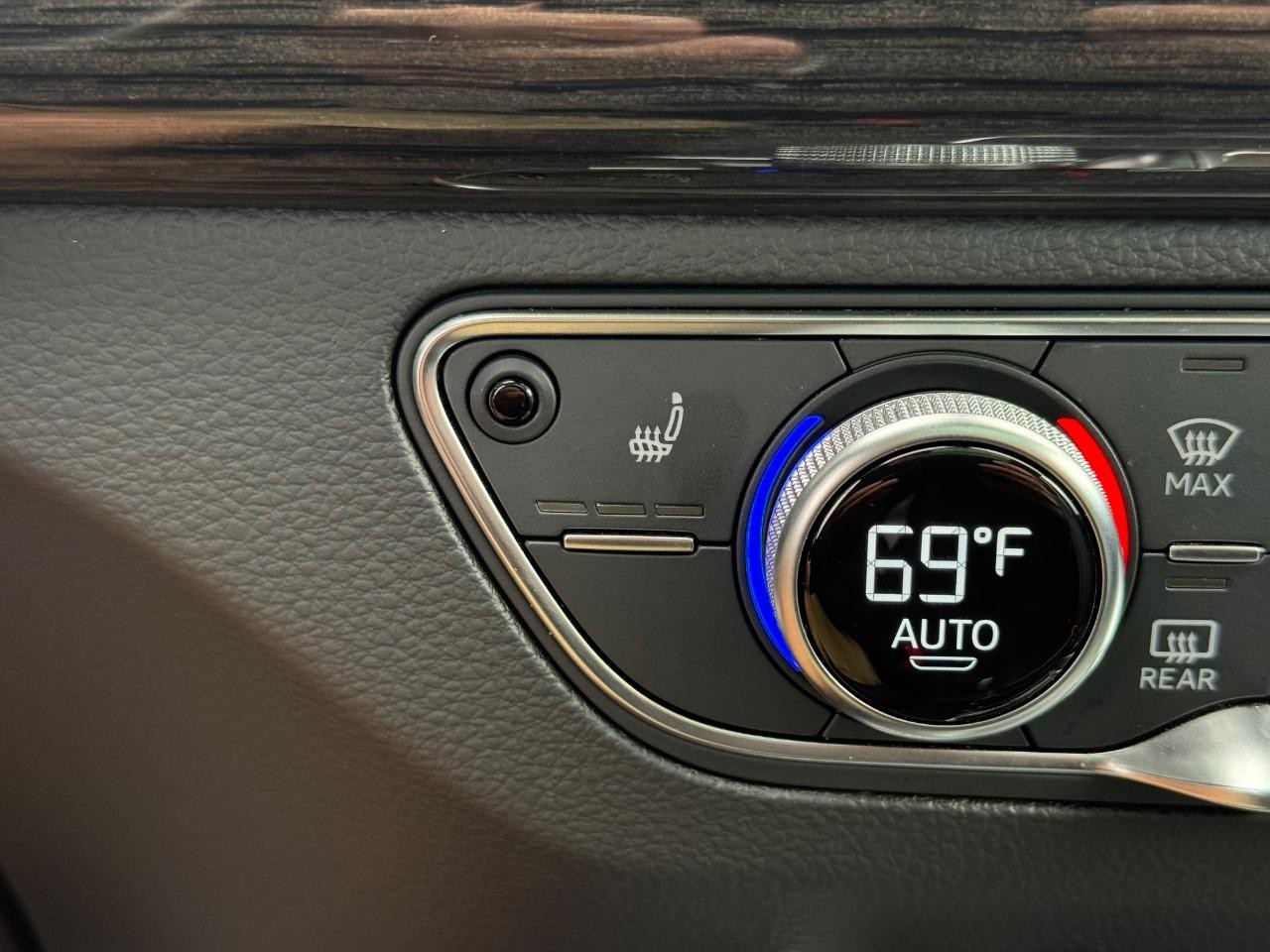 Audi Q5 Vehicle Image 21