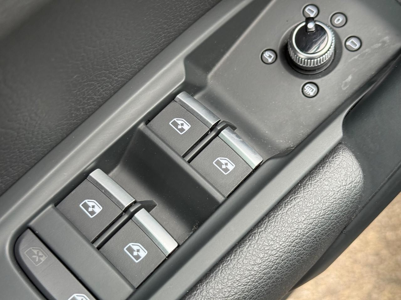 Audi Q5 Vehicle Image 22