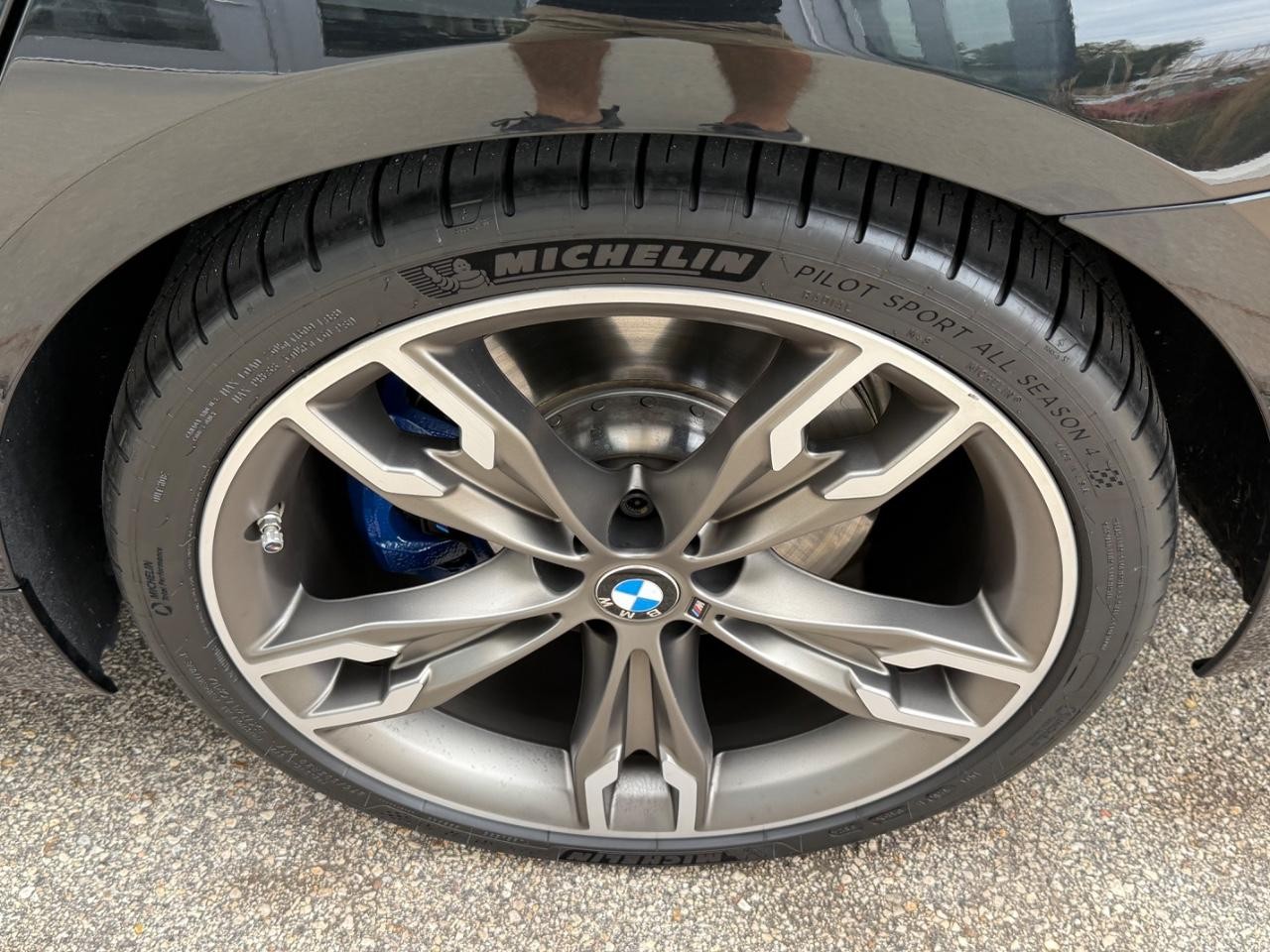 BMW 5 Series Vehicle Image 06