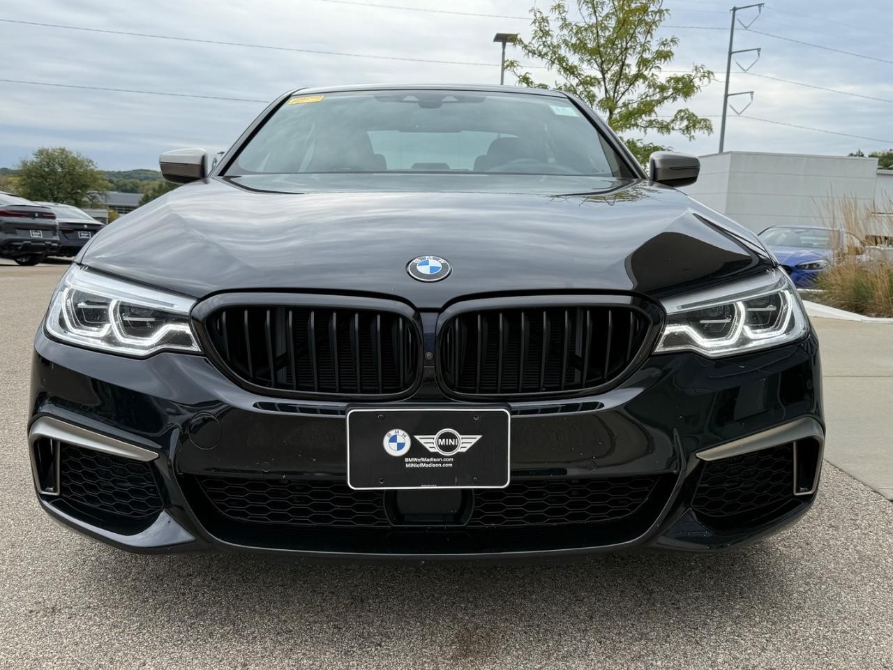 BMW 5 Series Vehicle Image 08