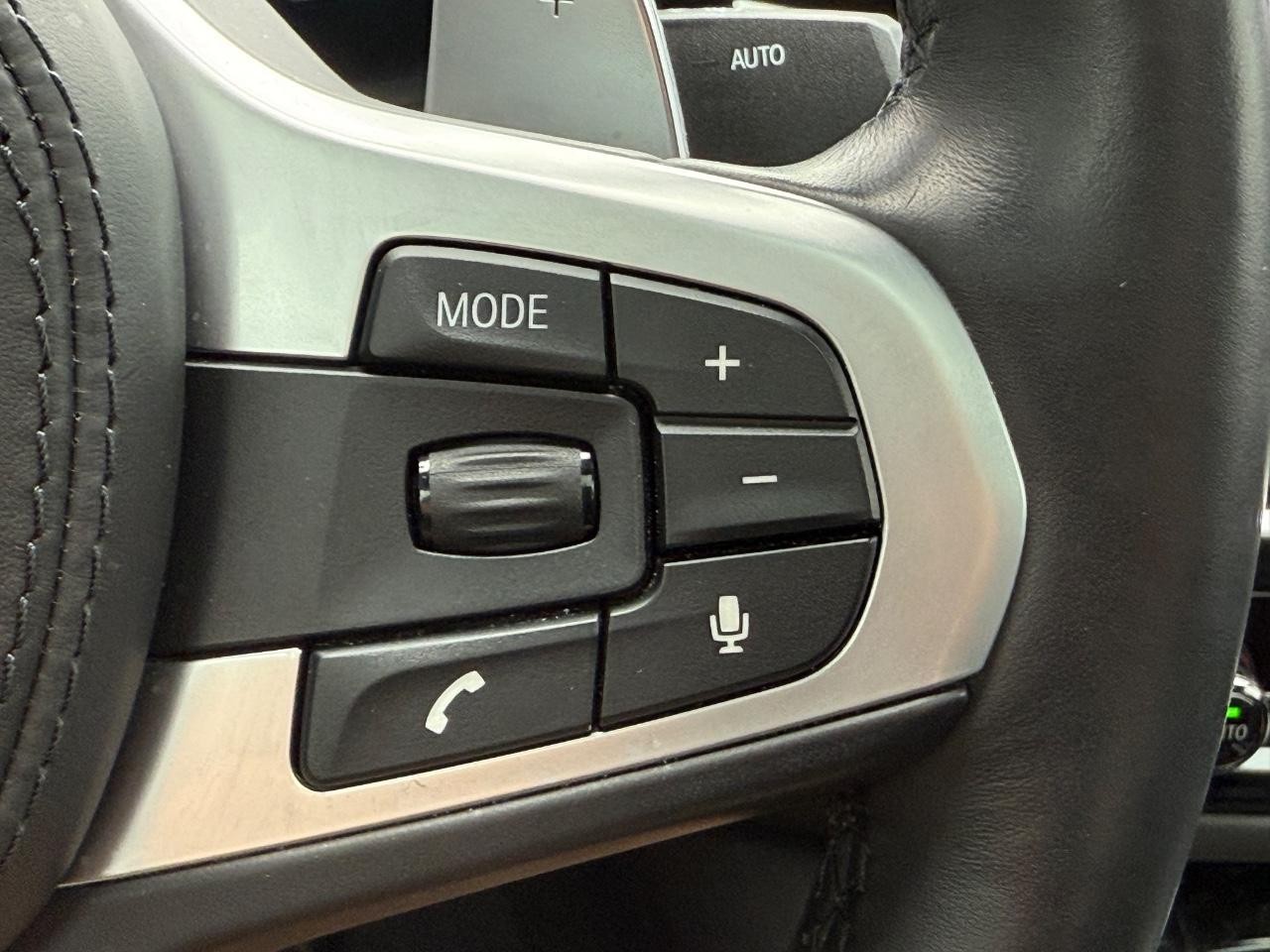 BMW 5 Series Vehicle Image 16