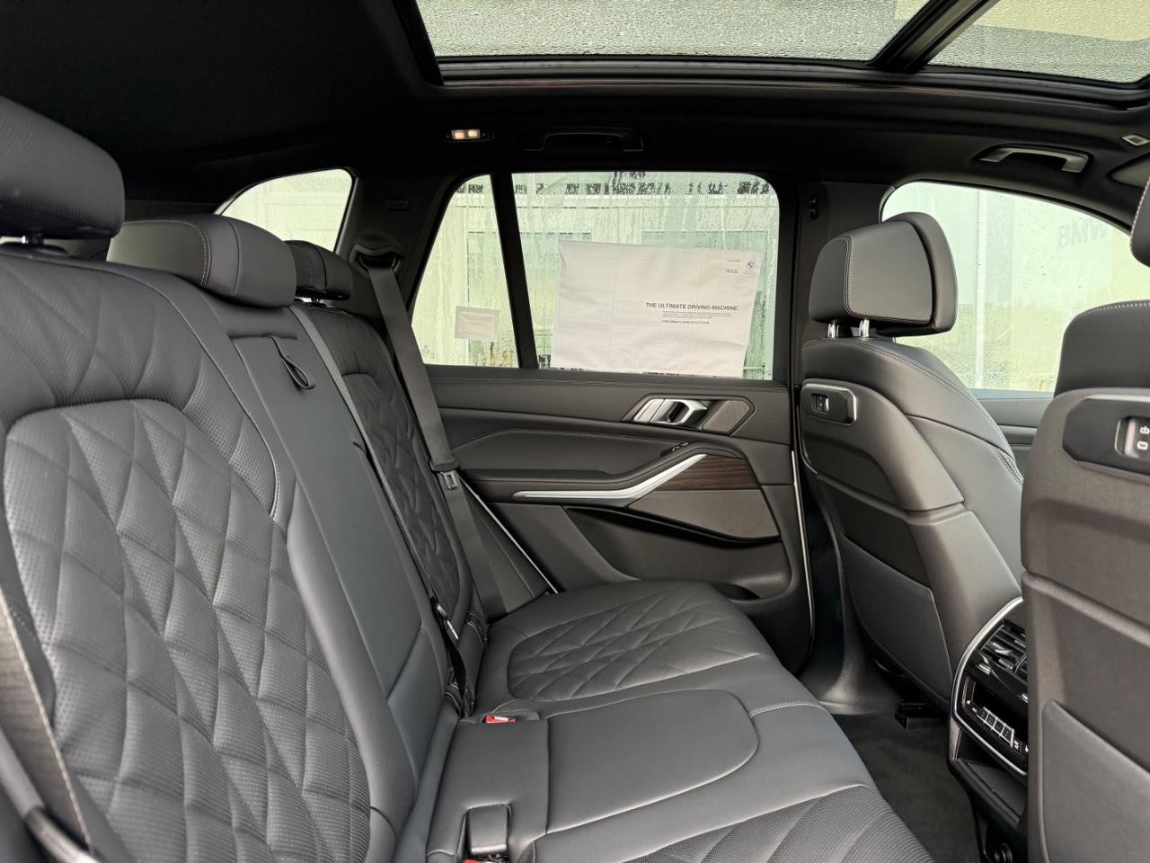 BMW X5 Vehicle Image 05