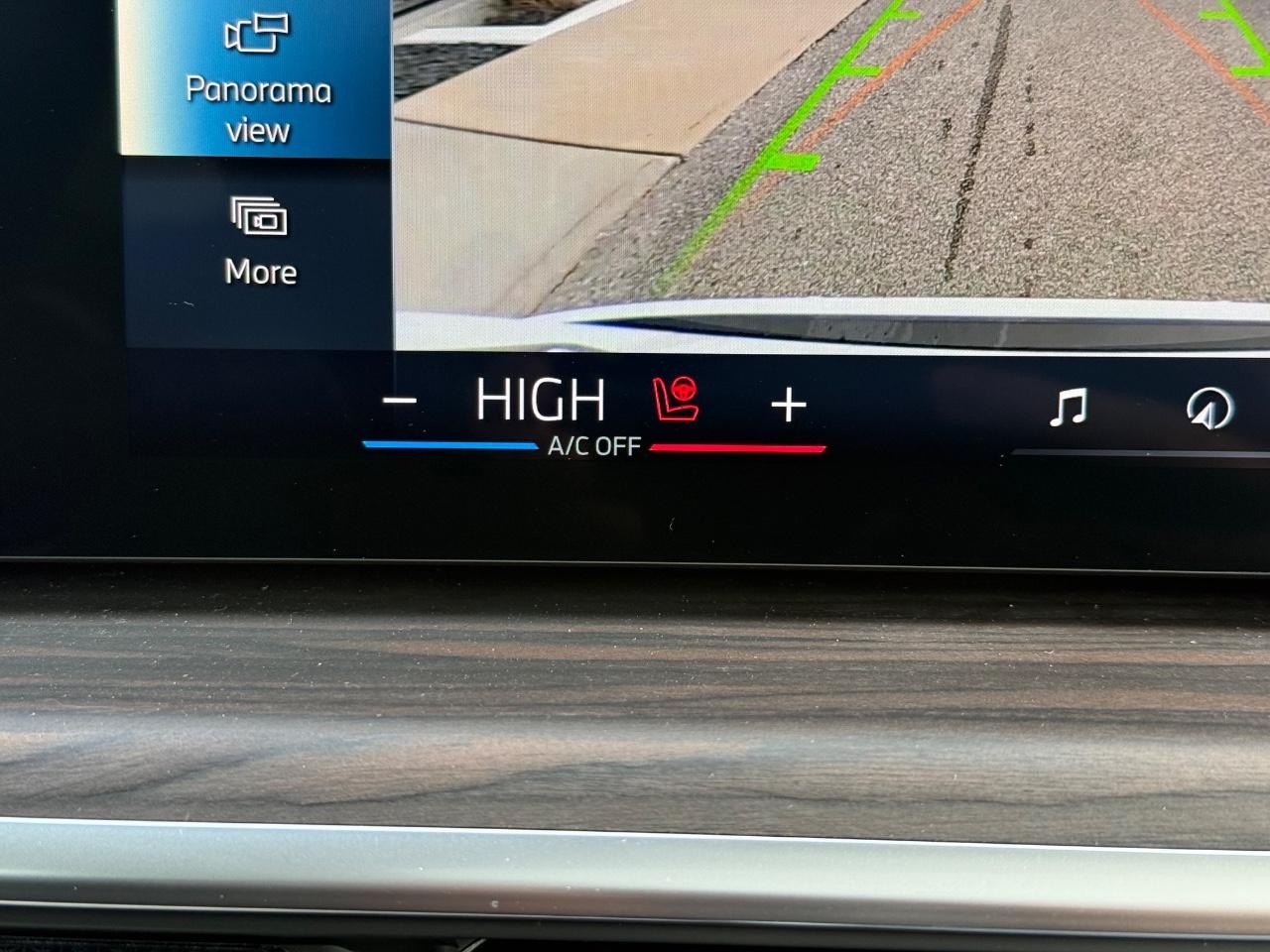 BMW X5 Vehicle Image 15