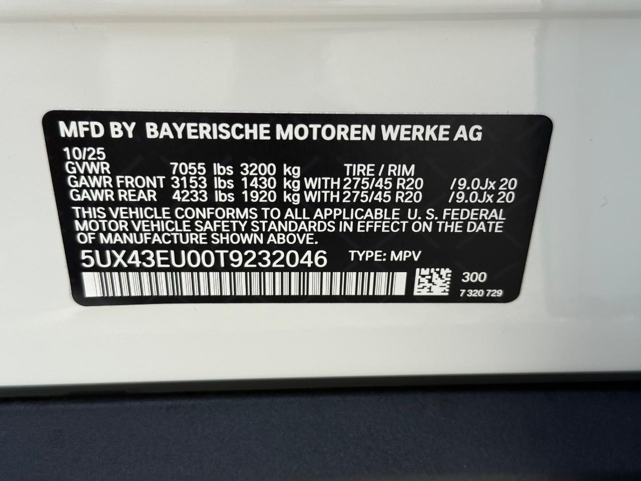 BMW X5 Vehicle Image 18
