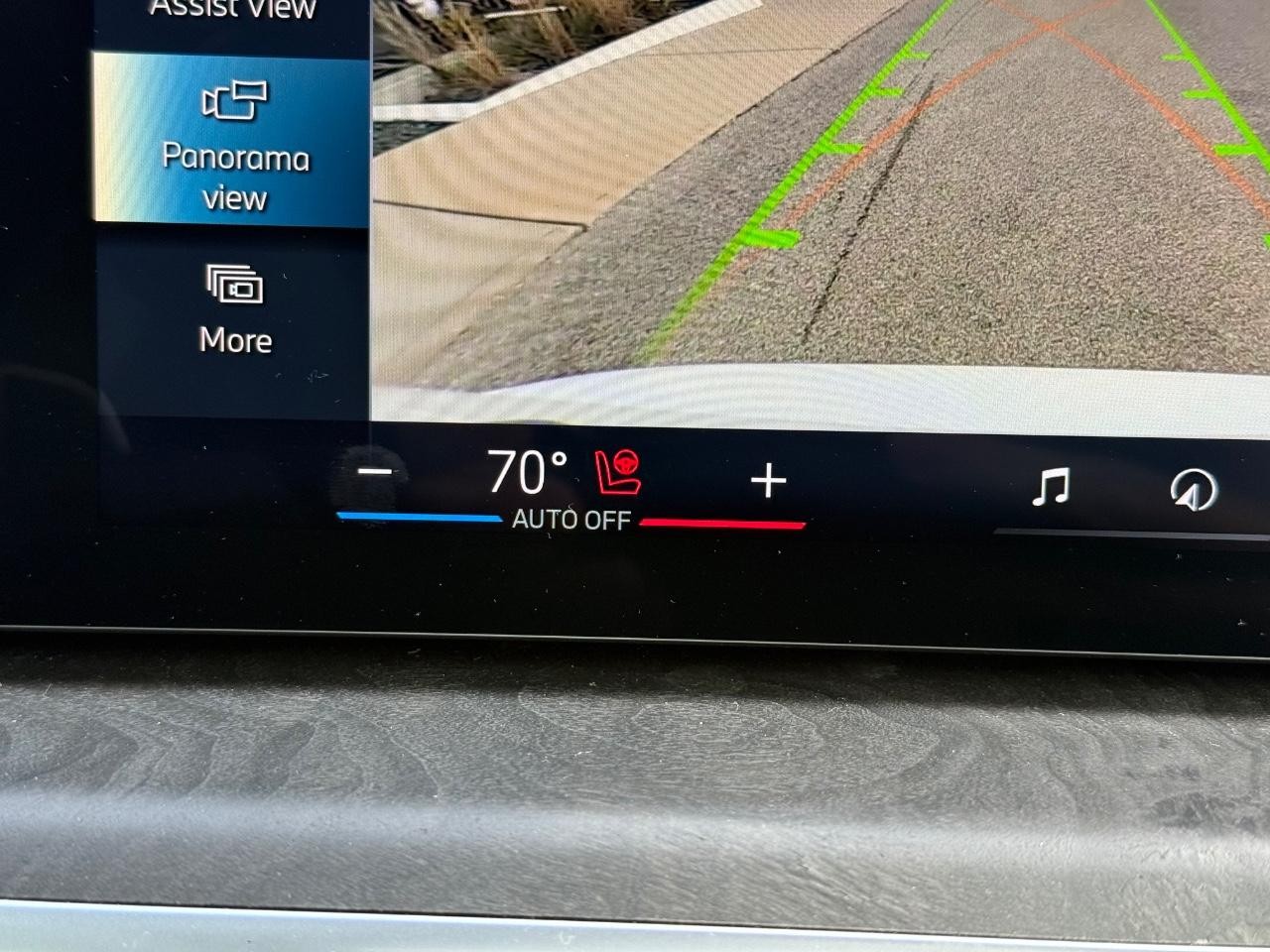 BMW X5 Vehicle Image 15